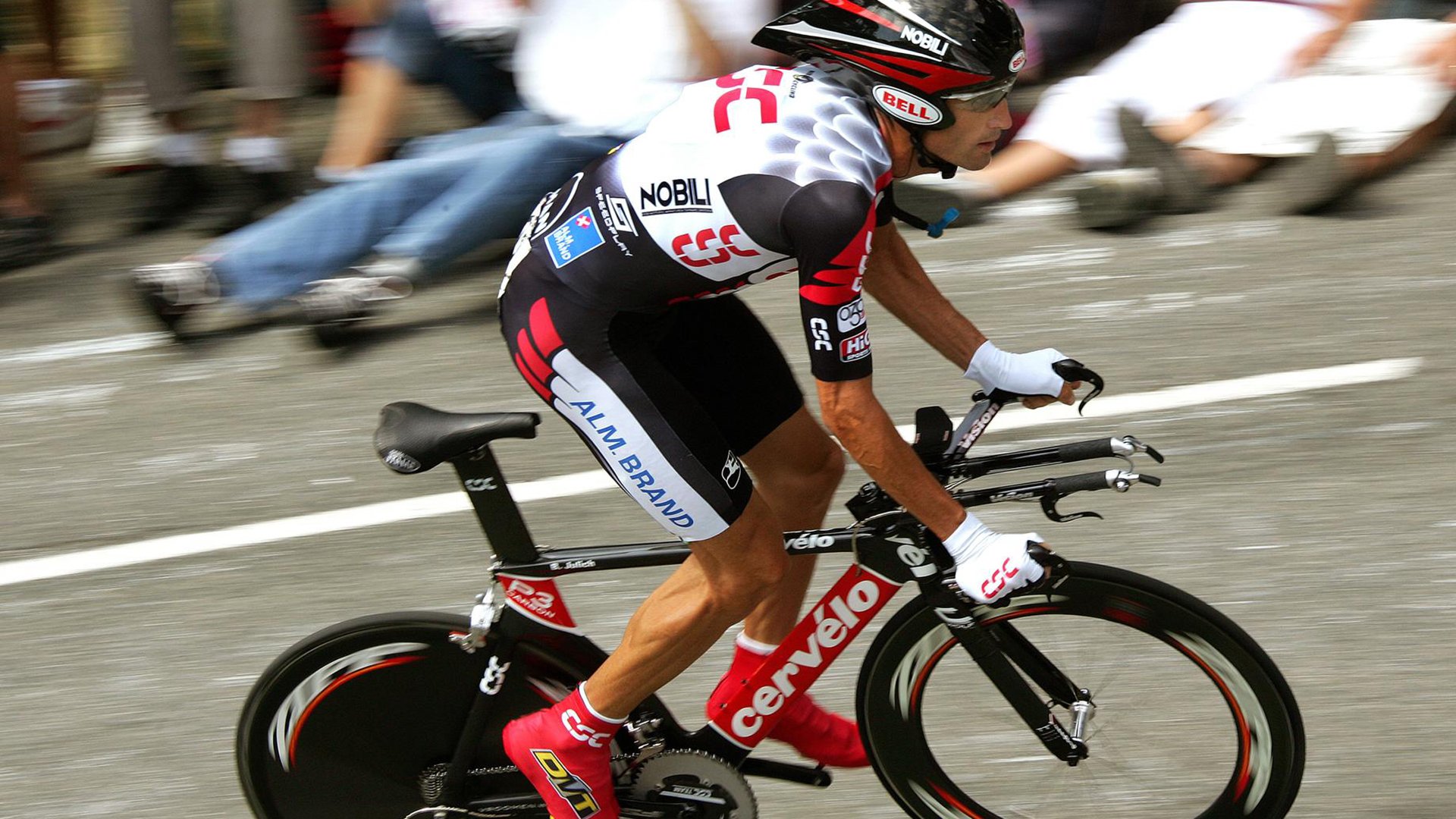 年薪5413万，打5场又伤了，NBA最脆的超巨！3方史诗级交易亏大了，nba史上的超级巨星